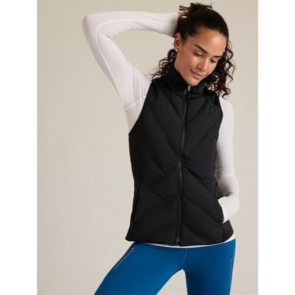 ATHLETA Inlet Quilted Puffer Vest Black Medium